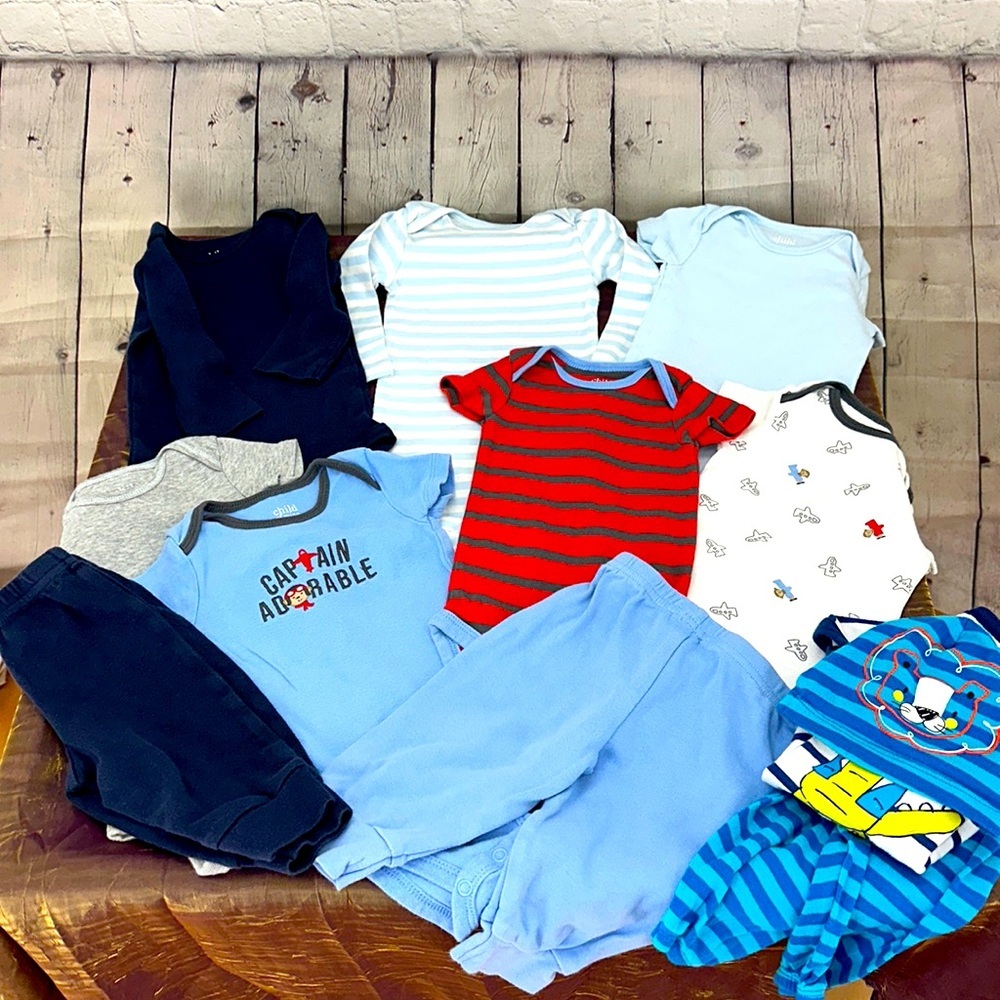 Boys Onesies and‎ pants bundle 12 pieces size 3-6 months